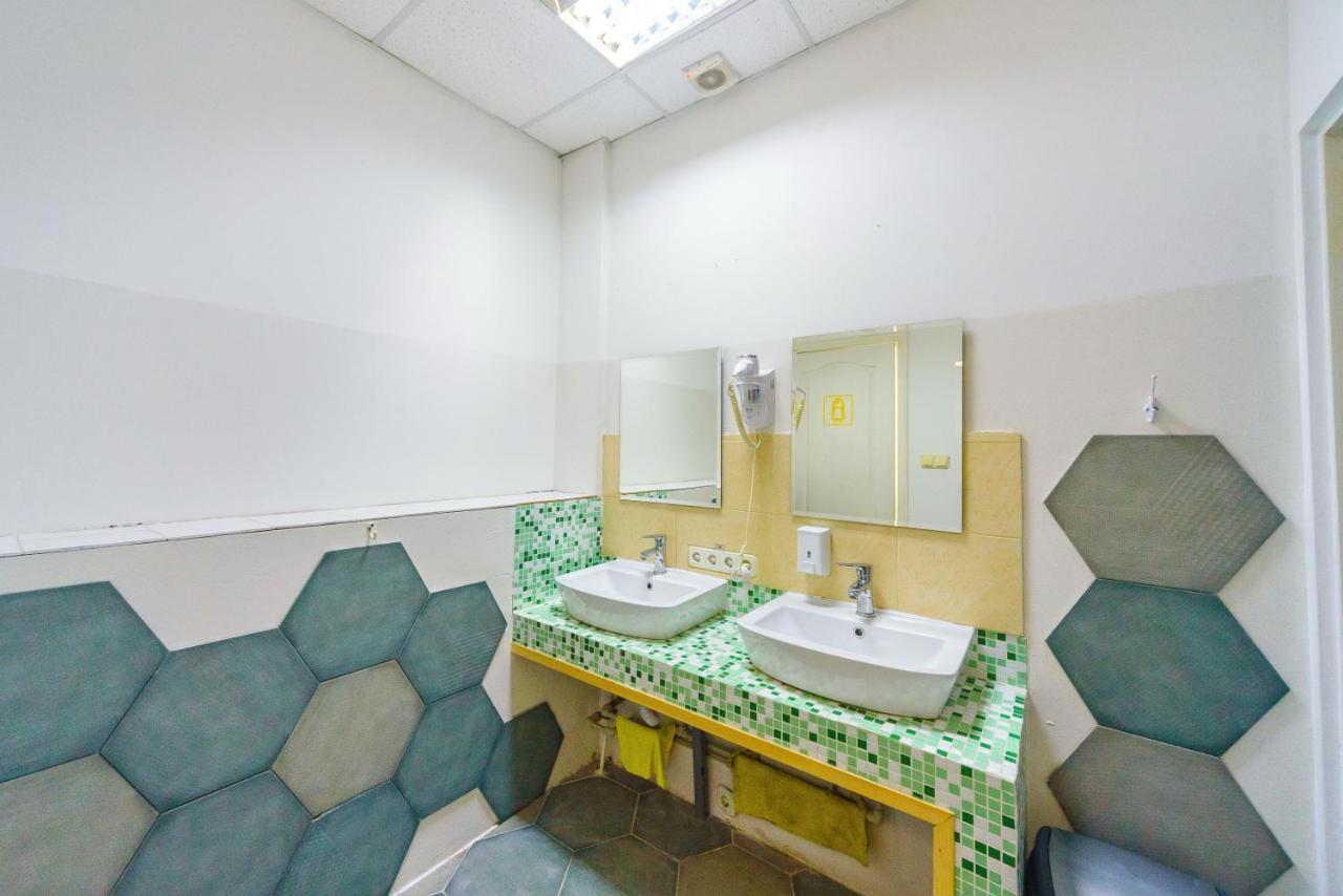 На Дерибасівській Odessa Extérieur photo